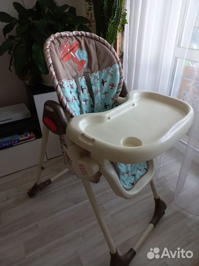 Стульчик для кормления Baby Trend