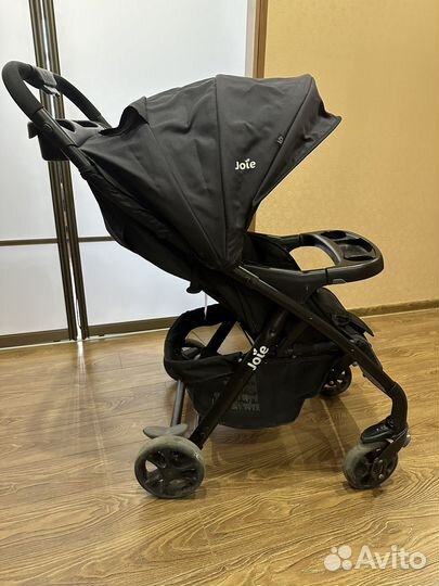 Коляска прогулочная Joie Muze складная