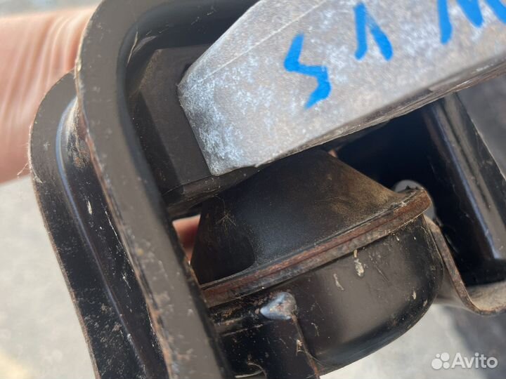 Подушка двигателя правая faw v 5