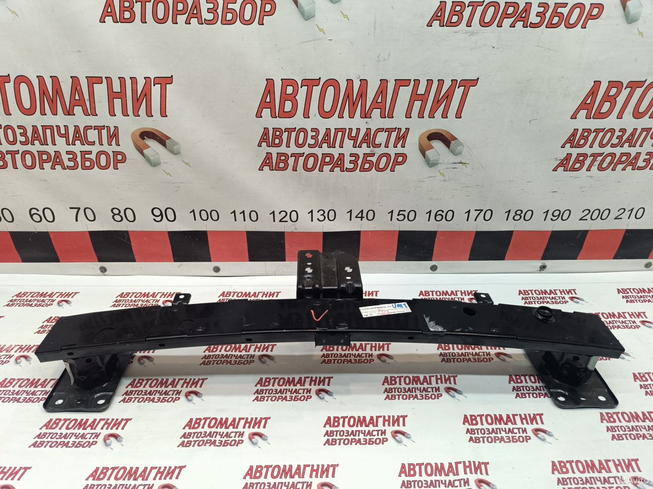 Усилитель переднего бампера Changan Uni-T Уни Т