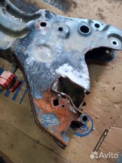 Подрамник Volkswagen Polo V CFN 2012