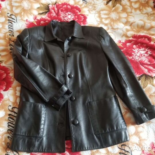 Куртка кожаная женская 48 размер