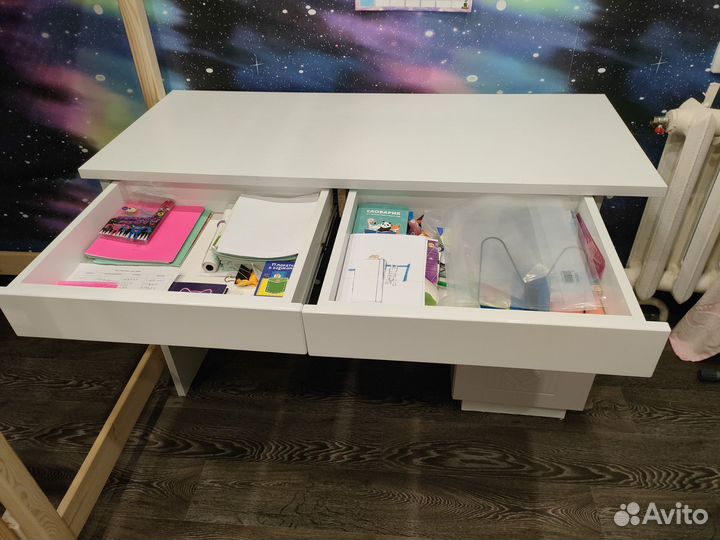 Письменный стол