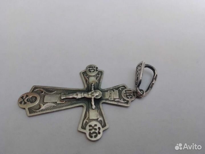 Серебряной крестик