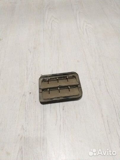 Клапан Решетка вентиляции салона Renault scenic 3