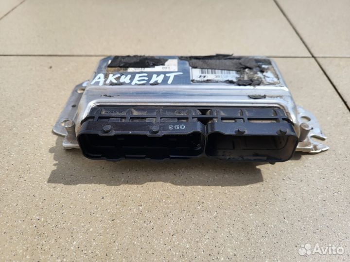 Блок управления двигателем (эбу) Hyundai Accent