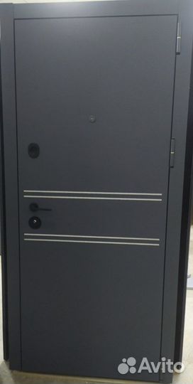 Двери межкомнатные и входные новые