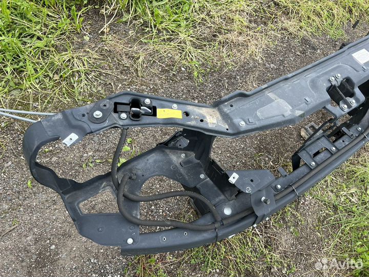 Телевизор передняя панель Mercedes Benz W215