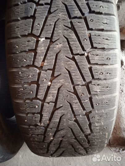Nokian Tyres Hakkapeliitta 8 285/60 R18