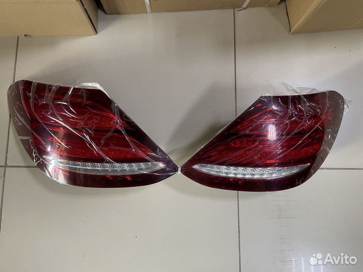 Задний фонарь Mercedes-Benz C-Класс w213