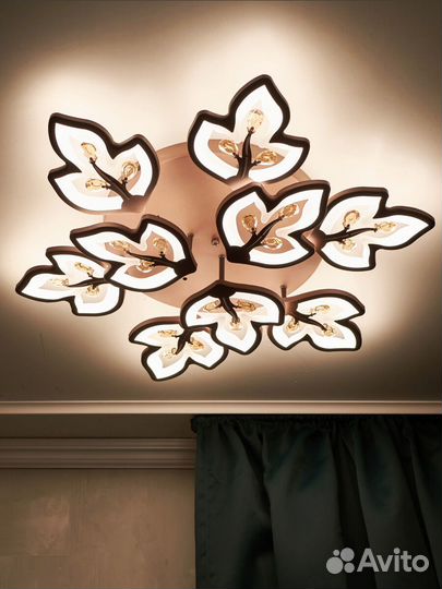 Люстра светодиодная потолочная 9 ламп