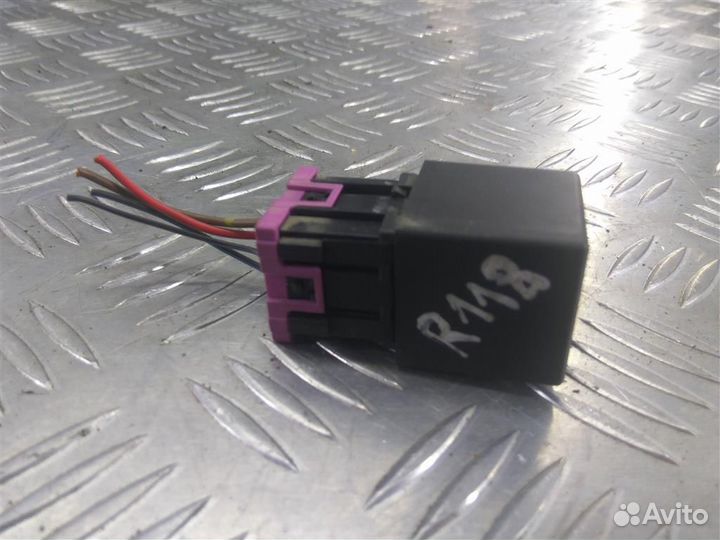 Реле Volkswagen Transporter T5 03-15г. (Транспорт