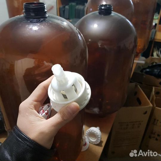 Бутыль пластиковая для вина или воды