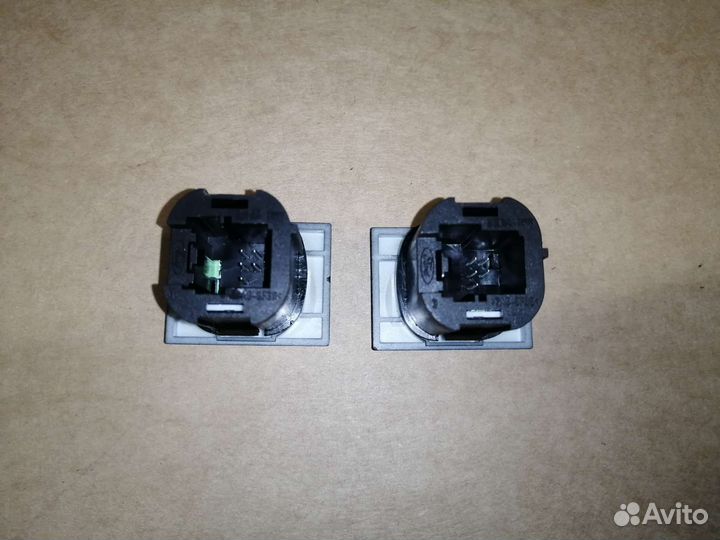 Кнопка обогрева стекла Форд Фокус 2