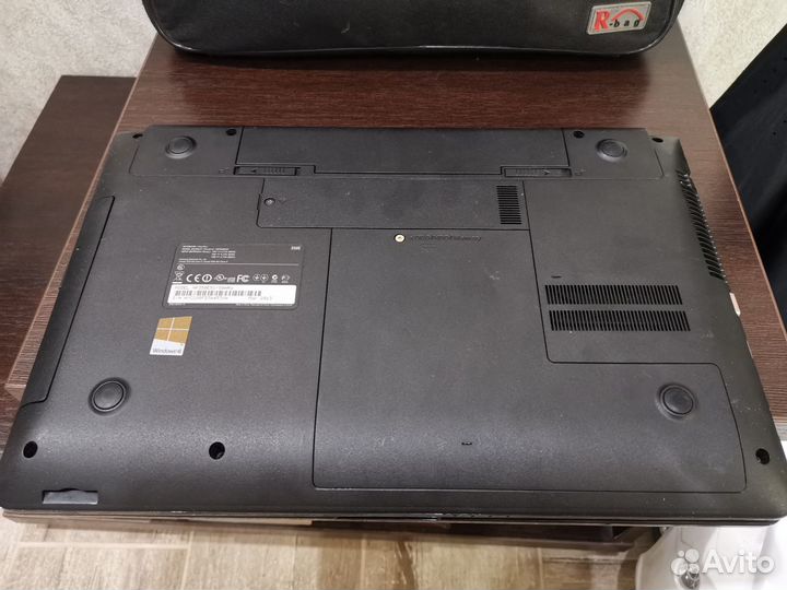 Продаю ноутбук Samsung np350e5с