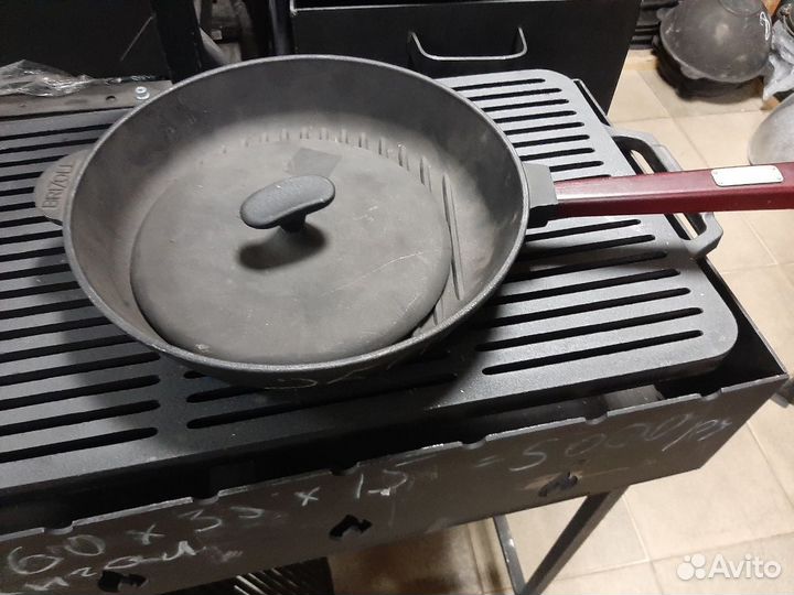 Чугунная сковорода гриль с прессом