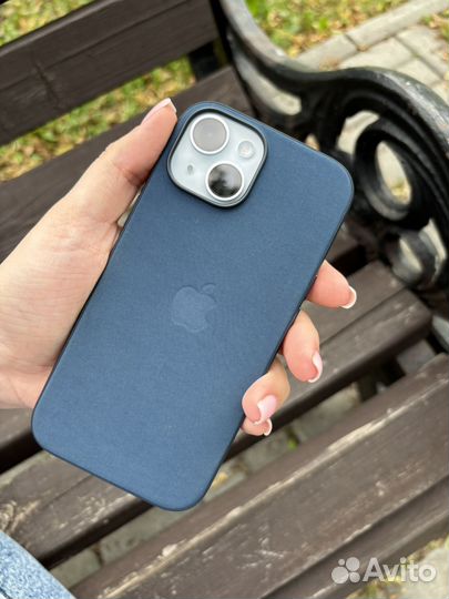 Оригинальный чехол FineWoven Case для iPhone 15
