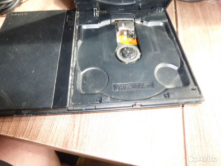 Игровая приставка Sony ps2