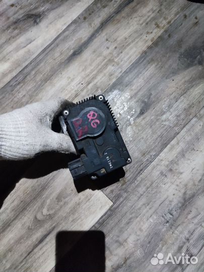 Заслонка дроссельная Nissan QR20DE QR25DE QR20DD