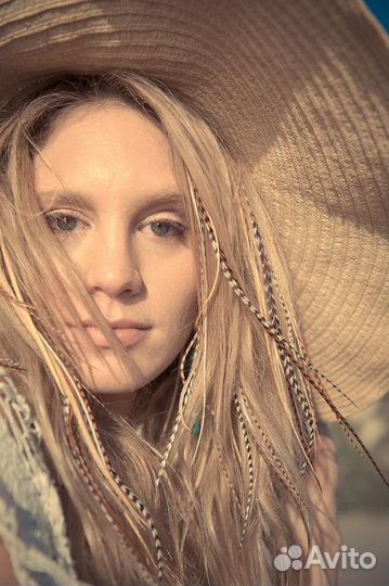 Перья в волосы