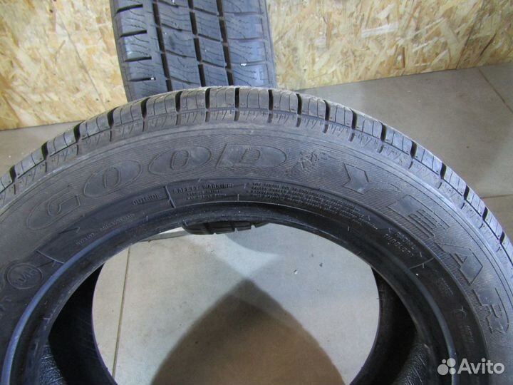 Goodyear Cargo Vector 215/60 R17