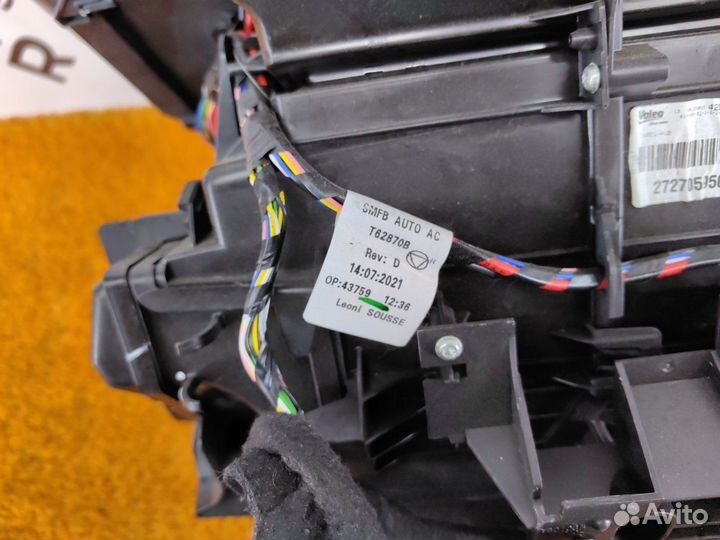 Отопитель в сборе (печка) Renault Duster K9KR858