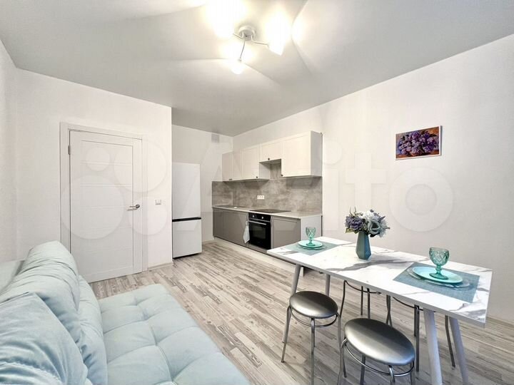 2-к. квартира, 50 м², 6/9 эт.