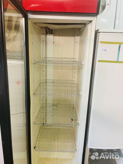Витрина холодильник