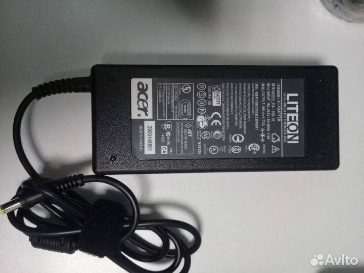 Адаптер питания для ноутбуков