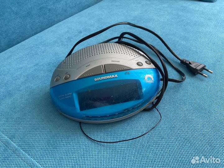 Радиочасы с будильником