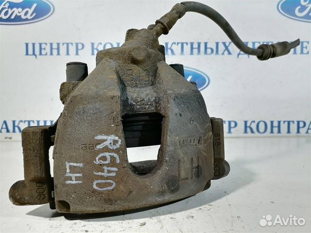 Суппорт передний левый Ford Focus 2 2005-2008