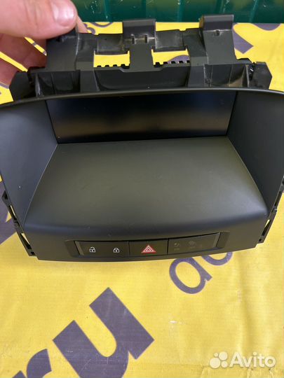 Дисплей информационный на Opel Astra J