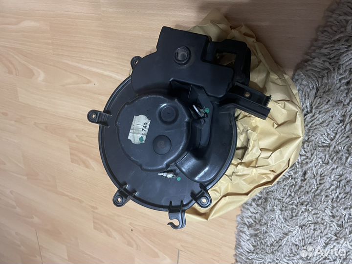 Вентилятор печки Mercedec c-класса