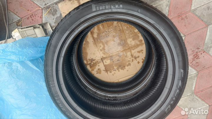 Pirelli P Zero 285/40 R21