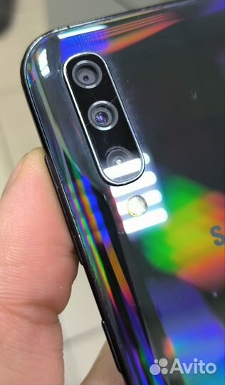 Samsung Galaxy A50, 4/64 ГБ