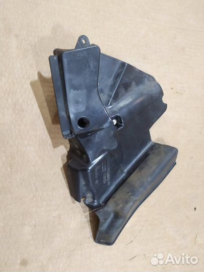 Кожух задний правый Mercedes Glk Х204 OM651DE22LA