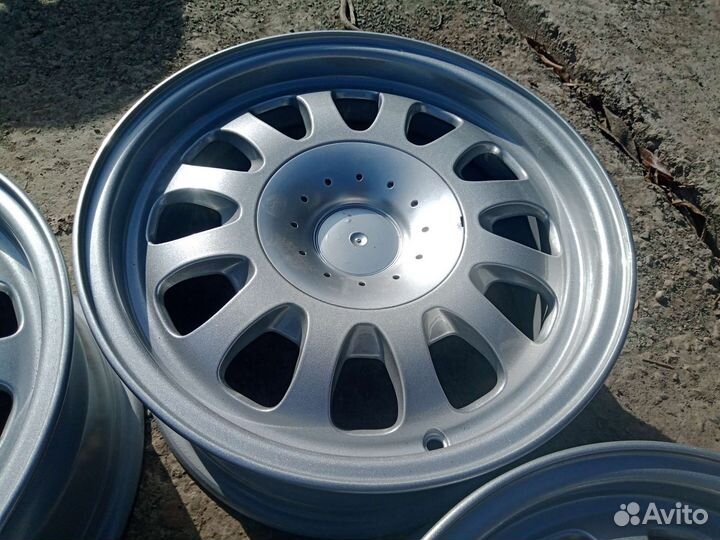 Ковка на фургон D15