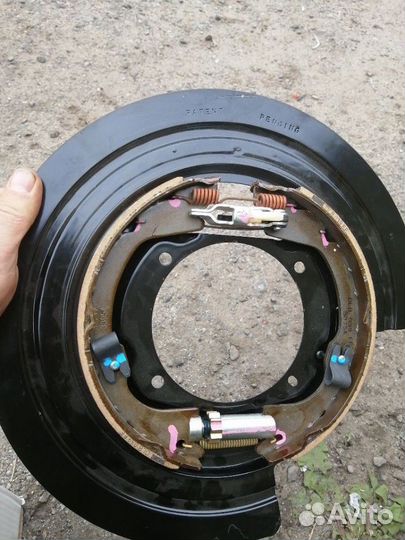 Колодки ручник Гранд Чероки WK2