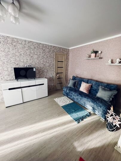 2-к. квартира, 48 м², 3/6 эт.