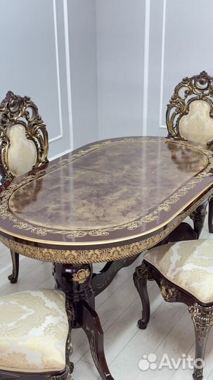 Столы и стулья