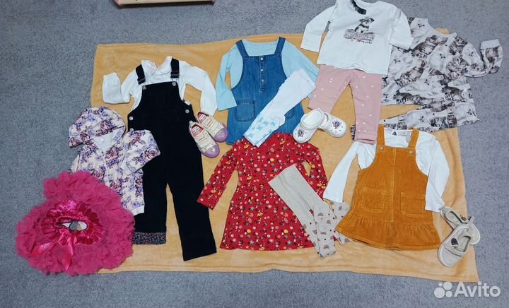 Вещи на девочку,2 года платья,сарафан,обувь