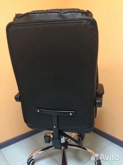 Компьютерное кресло офисное с функцией массажа