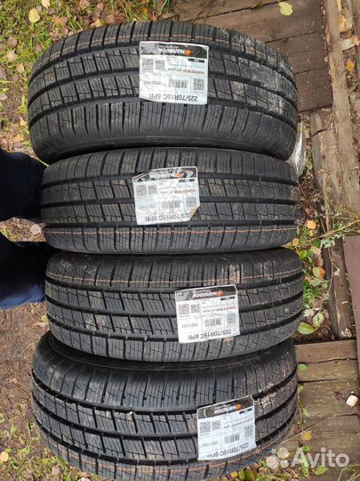 Hankook Vantra ST AS2 RA30 225/70 R15C 112S