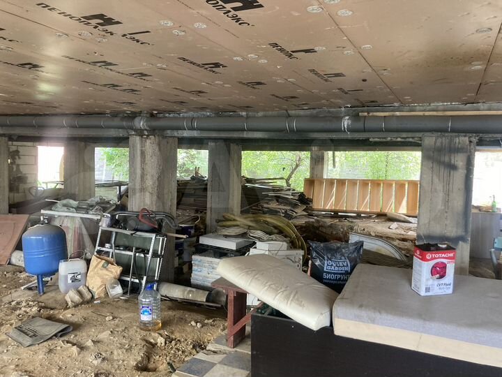 Коттедж 1100 м² на участке 7 сот.