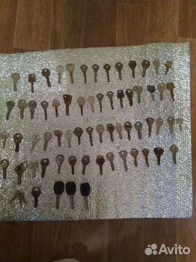 Старинные ключи