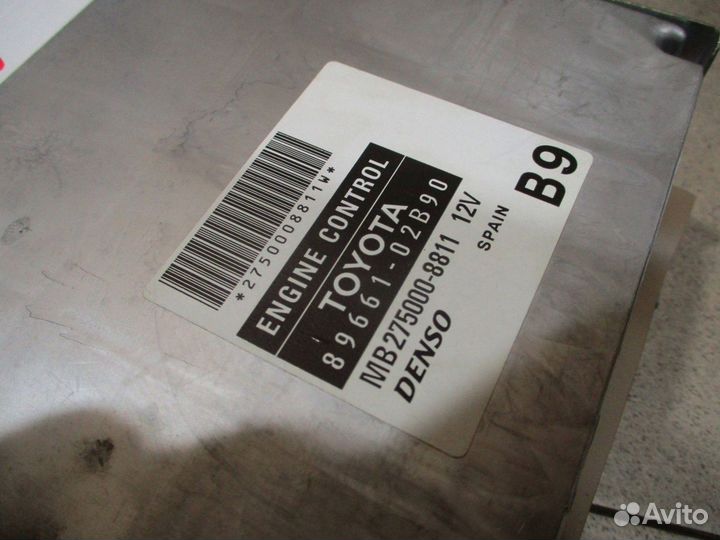 Блок управления двигателем Toyota Corolla (E120)