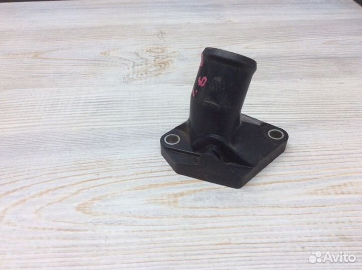 Крышка термостата Nissan Juke F15 2011-2019