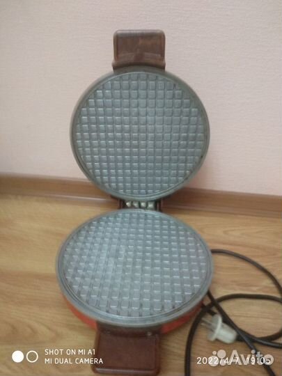 Электровафельница