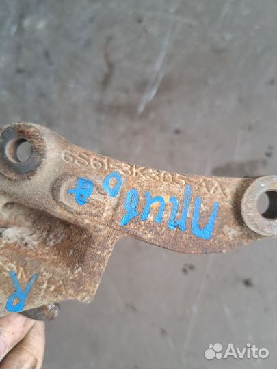 Кронштейн промежуточного вала Ford Mondeo