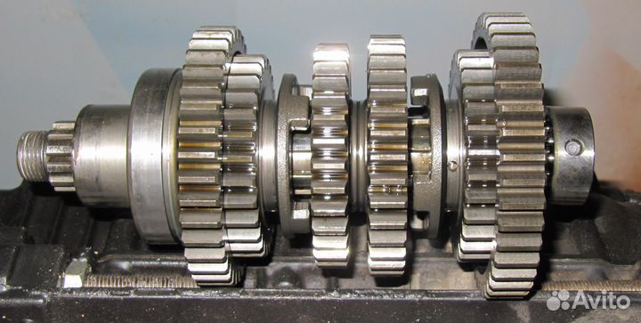 Коробка kawasaki zzr1100 91г